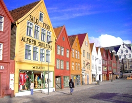 Bergen Old Town by Andrea Giubelli www.visitnorway.no